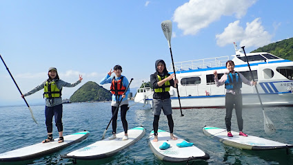 カヤック＆SUPツアーガイドサービス Kainani Paddle Sports