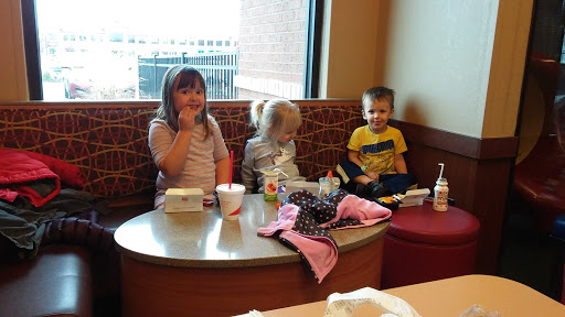 Fast Food Restaurant «Chick-fil-A», reviews and photos, 11820 Fountains Way, Maple Grove, MN 55369, USA