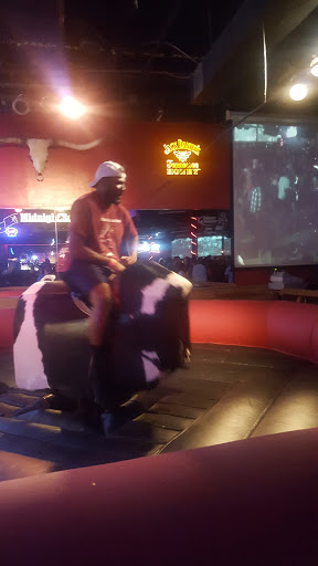 Night Club «Midnight Rodeo», reviews and photos, 1773 S Glenstone Ave, Springfield, MO 65804, USA