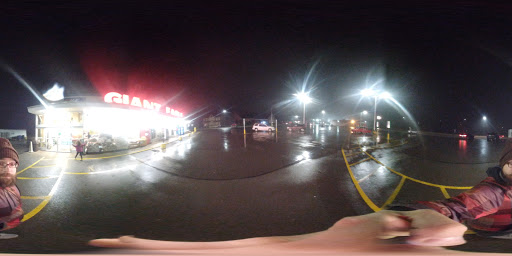 Supermarket «Giant Eagle Supermarket», reviews and photos, 602 E 2nd St, Oil City, PA 16301, USA