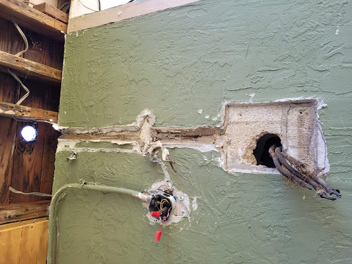 Electrician «Electrical Services FL», reviews and photos, 1800 NE 180th St, North Miami Beach, FL 33162, USA