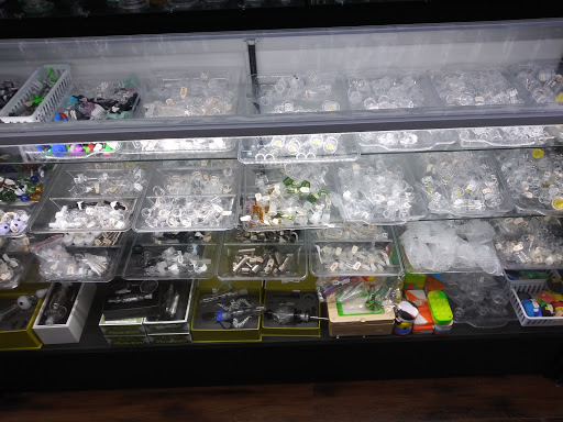 Tobacco Shop «Mr. SMOKE (smoke shop)», reviews and photos, 4347 Gunn Hwy, Tampa, FL 33618, USA