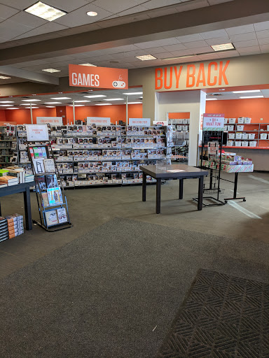 Used Book Store «2nd & Charles», reviews and photos, 336 IL-59, Naperville, IL 60540, USA