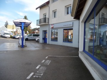 Photo 1 - Garage du Coude