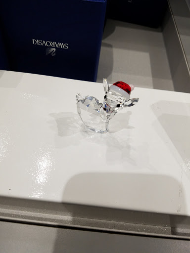 Jewelry Store «Swarovski», reviews and photos, 2901 S Capital of Texas Hwy, Austin, TX 78746, USA