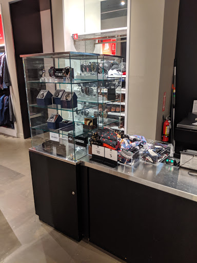 Clothing Store «Express», reviews and photos, 6847 Springfield Mall, Springfield, VA 22150, USA