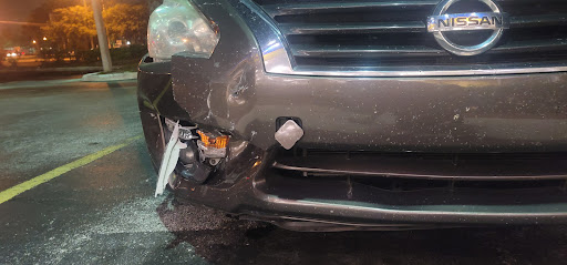 Auto Body Shop «Service King Collision Repair of Orlando East», reviews and photos, 6215 E Colonial Dr, Orlando, FL 32807, USA