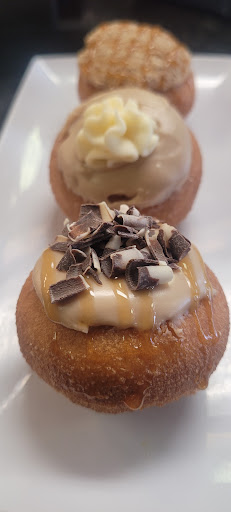 Donut Shop «Peace, Love And Little Donuts Of Green», reviews and photos, 3700 Massillon Rd, Uniontown, OH 44685, USA