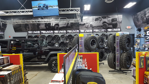 Truck Accessories Store «4 Wheel Parts Performance Center - Indianapolis», reviews and photos, 9470 E Washington St, Indianapolis, IN 46229, USA