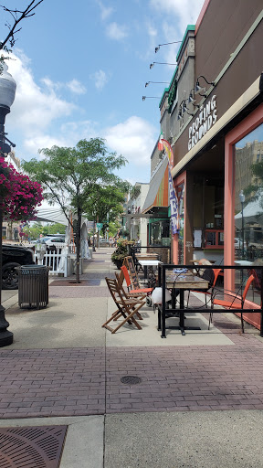 Blu Jean Blues, 412 S Washington Ave, Royal Oak, MI 48067, USA, 