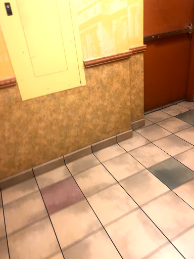 Shopping Mall «Woodmoor Shopping Center», reviews and photos, 10115 Colesville Rd, Silver Spring, MD 20901, USA