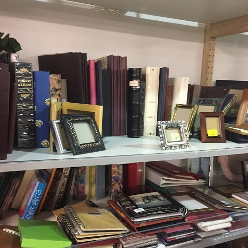 Thrift Store «Saint Vincent de Paul Thrift Store of Plano», reviews and photos, 3305 N Central Expy #280, Plano, TX 75023, USA