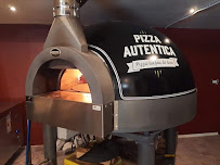 Photos du propriétaire du Pizzeria Distributeur Pizza Autentica Argentat à Argentat-sur-Dordogne - n°15