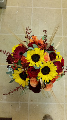 Florist «Bloomingdale Florist», reviews and photos, 827 E Bloomingdale Ave, Brandon, FL 33511, USA