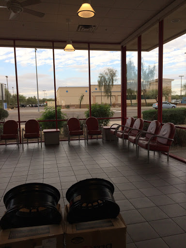 Tire Shop «Discount Tire Store - Mesa, AZ», reviews and photos, 2030 S Country Club Dr, Mesa, AZ 85210, USA
