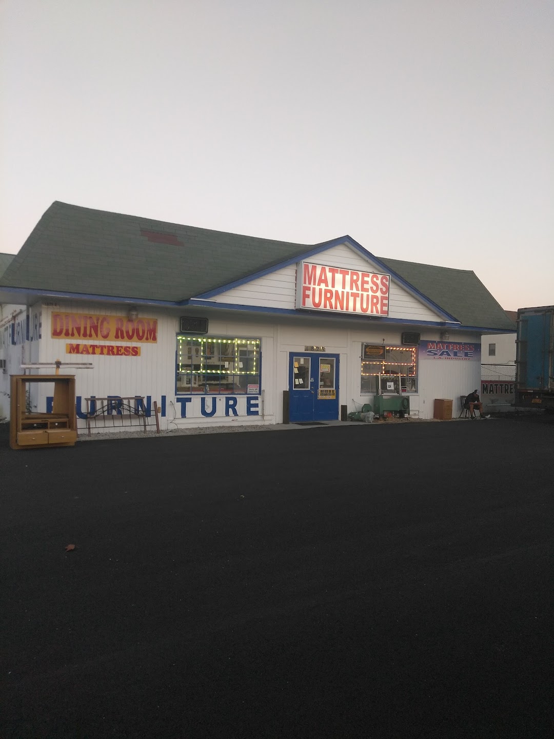 Vineland Furniture and Mattress