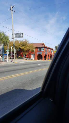 Auto Parts Store «NAPA Auto & Truck Parts», reviews and photos, 141 Eglin Pkwy SE, Fort Walton Beach, FL 32548, USA