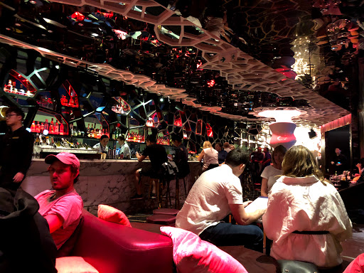Mature nightclubs Hong Kong