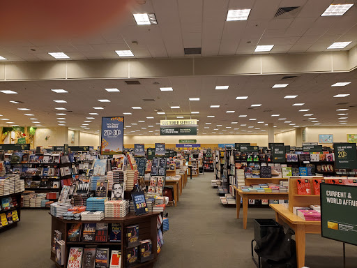Book Store «Barnes & Noble», reviews and photos, 70 Worcester-Providence Turnpike, Millbury, MA 01527, USA