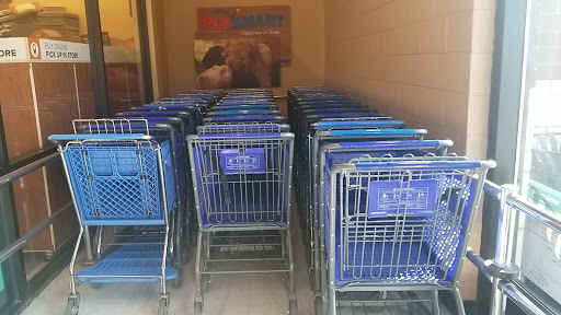 Pet Supply Store «PetSmart», reviews and photos, 7574 Voice of America Centre Dr, West Chester Township, OH 45069, USA