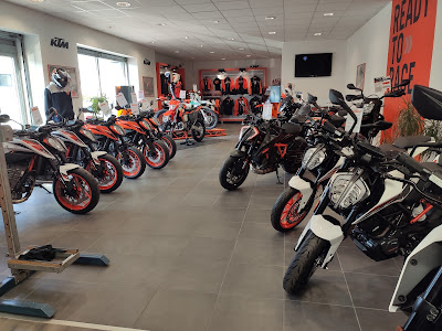 Moto One 89 à Auxerre