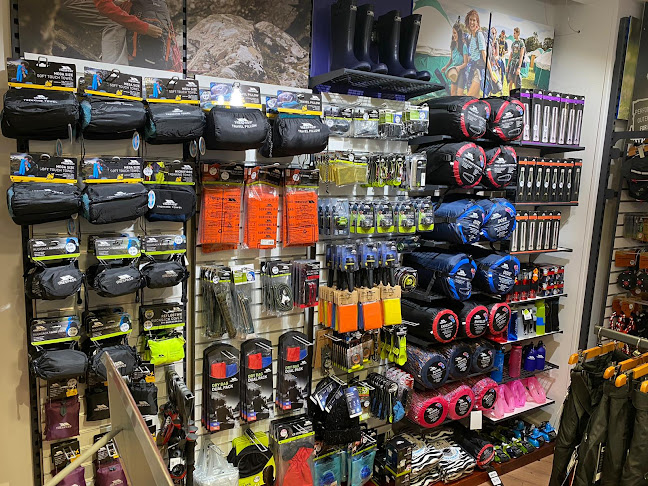 Reviews of Trespass in Swindon - Sporting goods store
