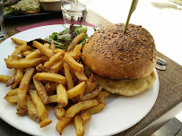 Hamburger du Restaurant de tapas Le Petit Mas à Nîmes - n°12