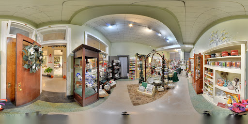 Boutique «Merchants At Cokers», reviews and photos, 401 Wilson Ave, Tullahoma, TN 37388, USA