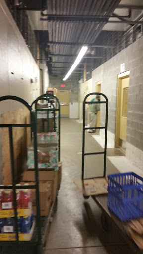 Grocery Store «Food Lion», reviews and photos, 15432 Rogers Clark Blvd, Bowling Green, VA 22427, USA