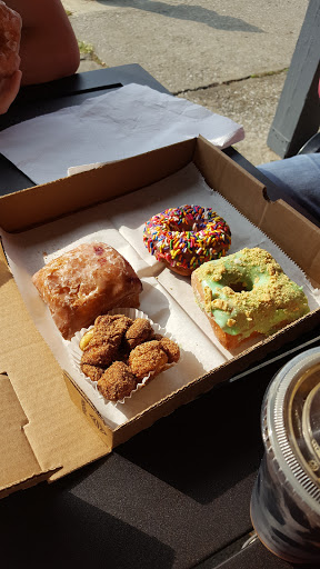 Coffee Shop «North Lime Coffee & Donuts», reviews and photos, 575 N Limestone, Lexington, KY 40508, USA