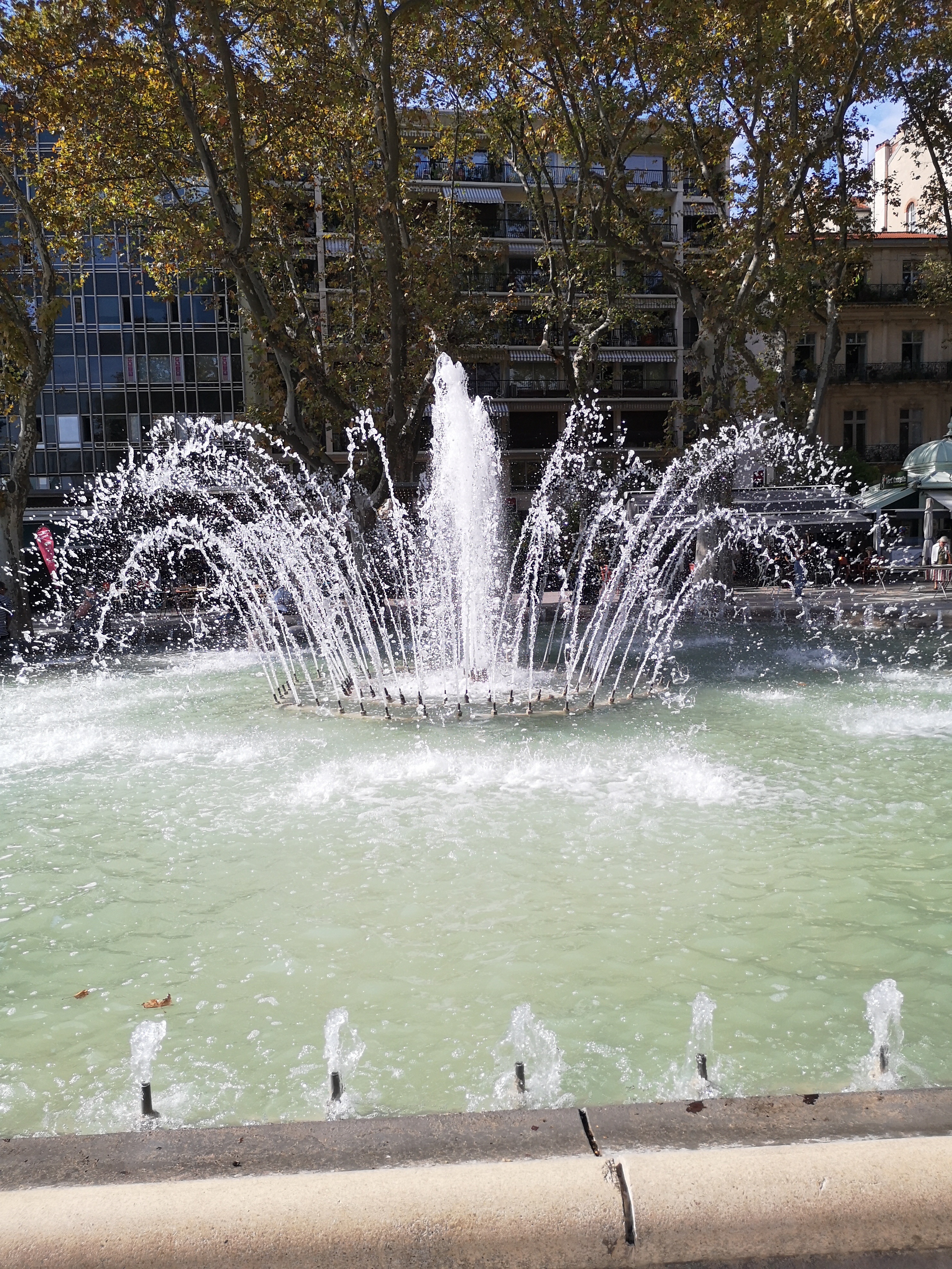 Photo n° 8 de l'avis de Entre.a fait le 30/10/2022 à 19:39