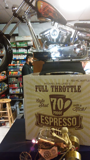 Liquor Store «LOL LIQUORS», reviews and photos, 12107 Toepperwein Rd #6, Live Oak, TX 78233, USA