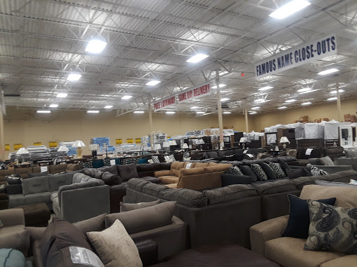 Furniture Store «American Freight Furniture and Mattress», reviews and photos, 2964 W Wheatland Rd, Dallas, TX 75237, USA