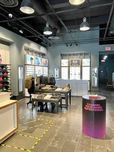 Sunglasses Store «Oakley Store», reviews and photos, 603 Lincoln Rd #100, Miami Beach, FL 33139, USA