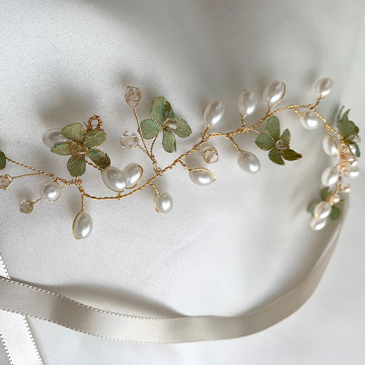 Bridal Shop «Clarissa Boutique», reviews and photos, 1700 E Carson St, Pittsburgh, PA 15203, USA