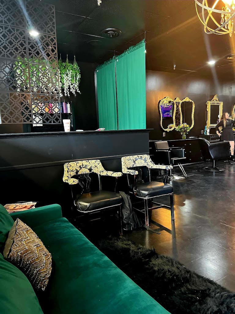 Fifth Avenue Salon & Spa 28358