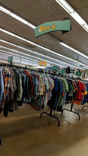 Thrift Store «Thrift Town», reviews and photos, 6328 Fair Oaks Blvd, Carmichael, CA 95608, USA