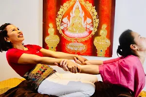 Inshera Thai-Massage Relaxion image
