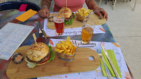 Hamburger du Café et restaurant de grillades Le Ver O Tof à Chassiers - n°6