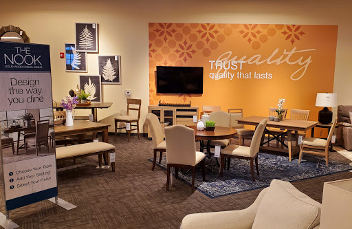 Furniture Store «La-Z-Boy Furniture Galleries», reviews and photos, 2035 Mackenzie Way, Cranberry Twp, PA 16066, USA