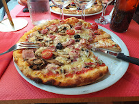 Pizza du Pizzeria Le Nouveau Peano à Marseille - n°11