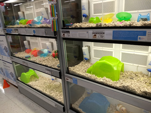 Pet Supply Store «Petco Animal Supplies», reviews and photos, 3165 Alpine Ave NW g, Walker, MI 49544, USA
