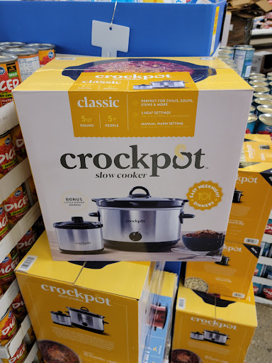 Shopping Mall «Southwest Square Shopping Center», reviews and photos, 2161 Eakin Rd, Columbus, OH 43223, USA