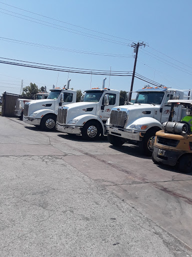 Building Materials Supplier «Thompson Building Materials Design Center», reviews and photos, 1716 N Case St, Orange, CA 92865, USA