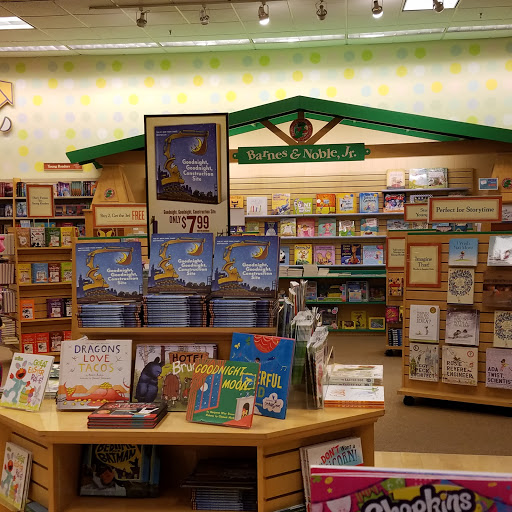 Barnes & Noble image