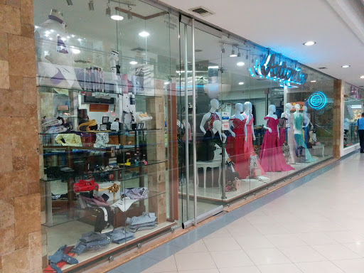 Stores to buy women's suits Barquisimeto
