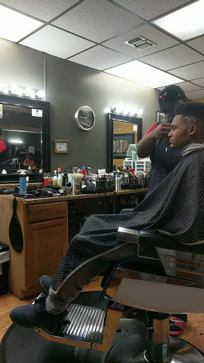 Beauty Salon «Luxury Looks Barber & Beauty», reviews and photos, 10224 Lincoln Trail, Fairview Heights, IL 62208, USA