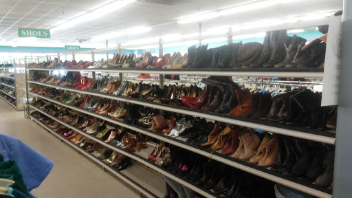 Thrift Store «Value Village Thrift Store», reviews and photos, 4451 Central Ave, Charlotte, NC 28205, USA