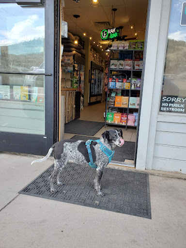 Pet Supply Store «Fresh Tracks Pet Shoppe», reviews and photos, 41199 US-6, Avon, CO 81620, USA