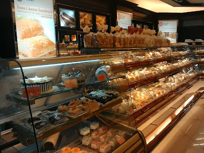 Holland Bakery - Gramedia Matraman